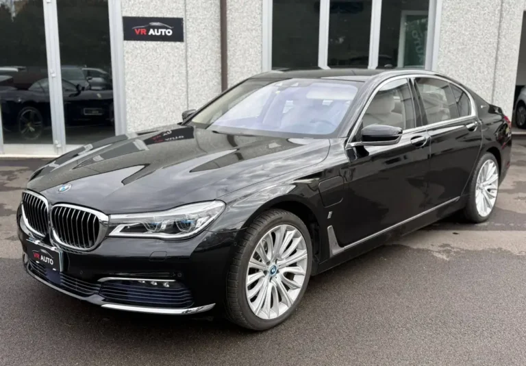 BMW 740