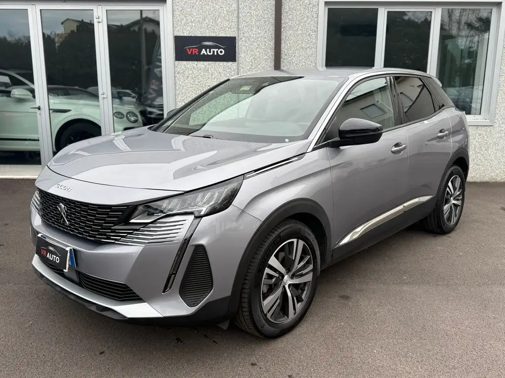 Peugeot 3008 1.5 bluehdi AUTOM. Allure Pack PROMO FIN – auto disponibile presso VR Auto