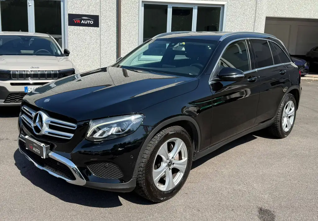 Mercedes-Benz GLC 220