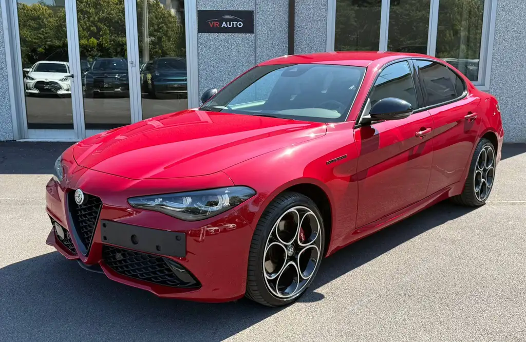 Alfa Romeo Giulia 2.0 t Competizione Q4 280cv autom. TELECAMERA/HARMANKARDON/FULL LED/CARPLAY/SEDILI RISCALDATI - Promo FIN – auto disponibile presso VR Auto