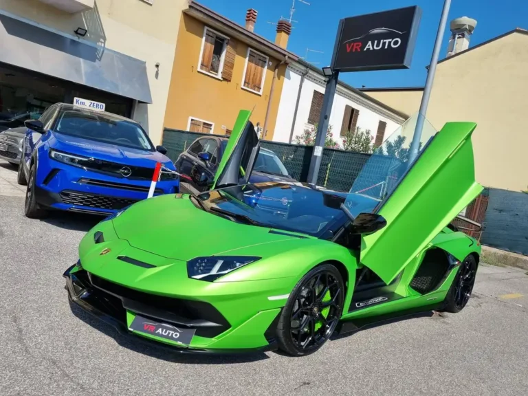 Lamborghini Aventador SVJ Roadster 6.5 SVJ 770CV 1di 800