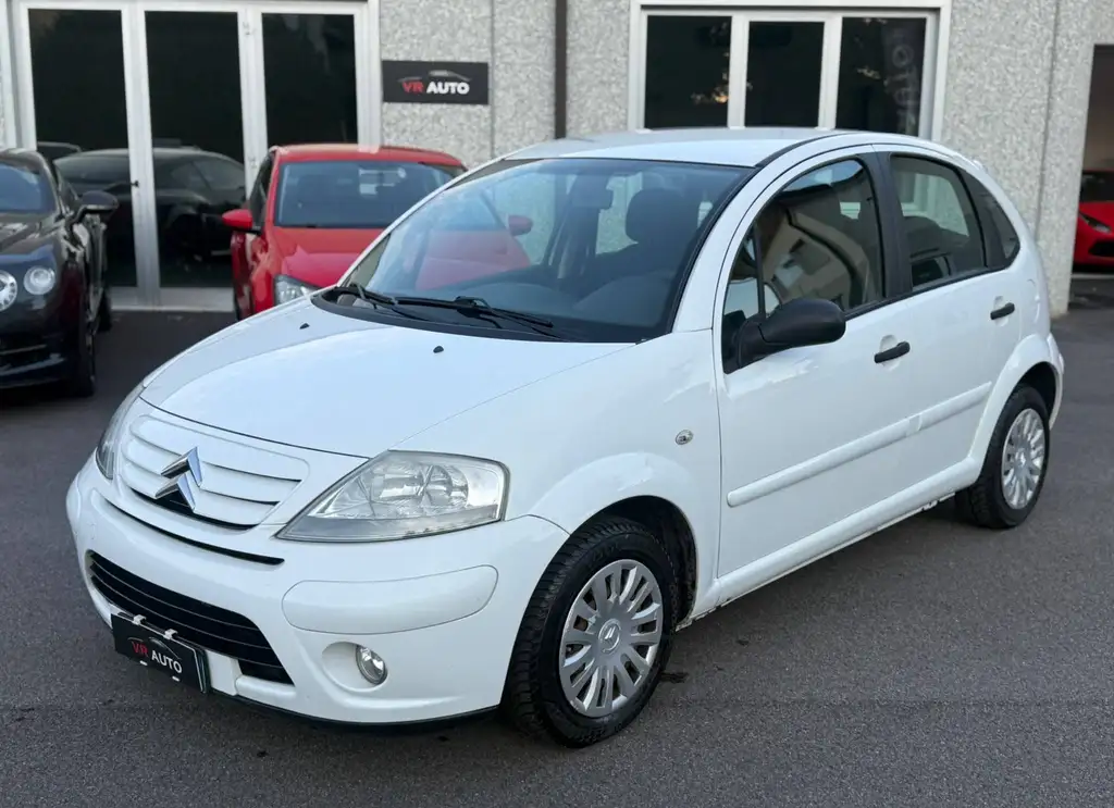 Citroen C3 UNICOPROPRIETARIO / NEOPATENTATI 1.1 Perfect (elegance) c/abs / OTTIME CONDIZIONI – auto disponibile presso VR Auto